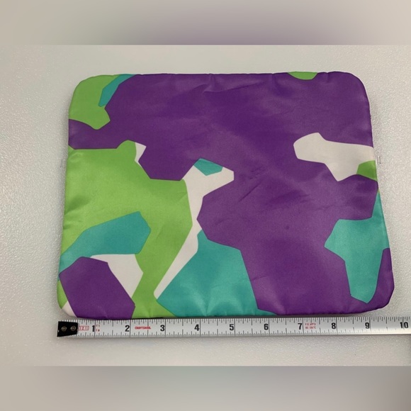 Sonia Kashuk makeup bag greens purple and white geometric print - Picture 3 of 6